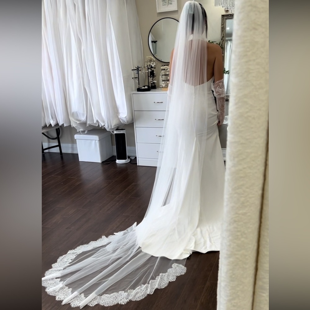 NEVER USED - Untamed Petals Cathedral Veil, with custom lace appliqué